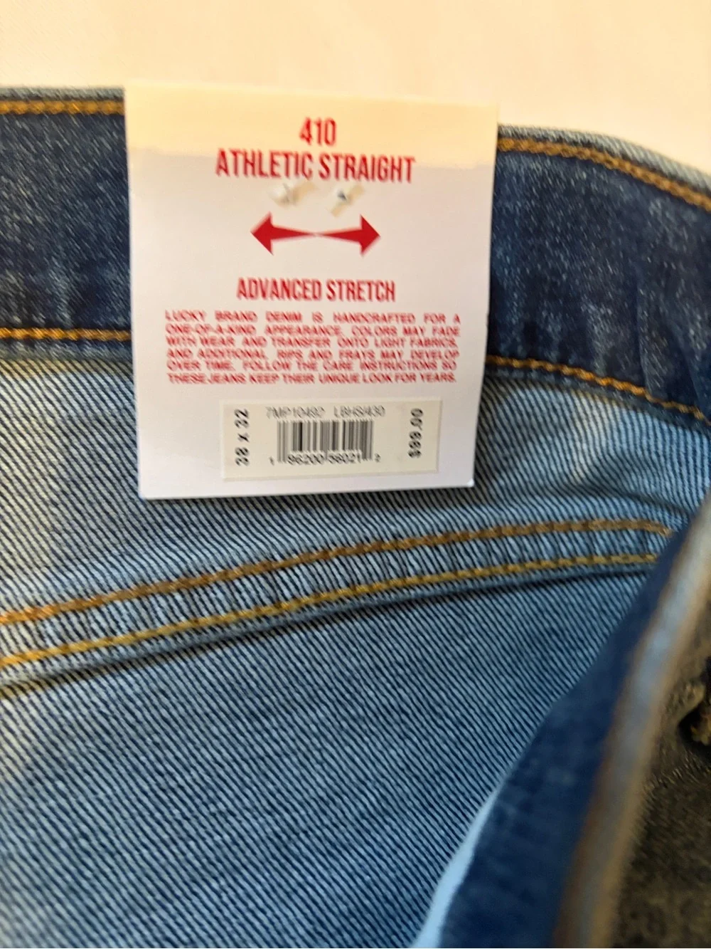 Lucky Brand Men's Straight Leg Dark Blue Jeans